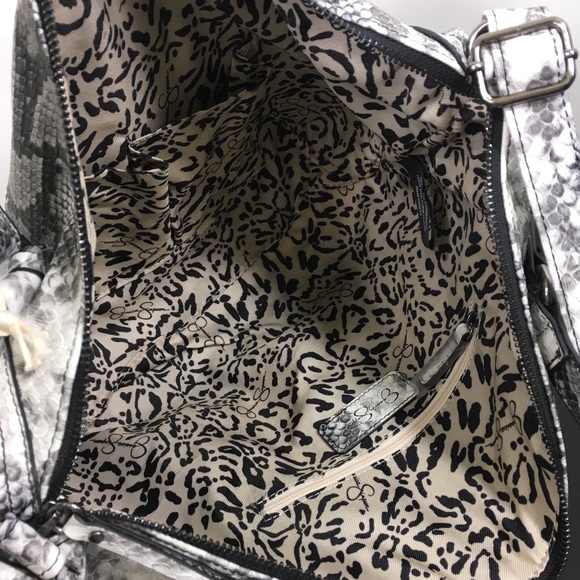 JESSICA SIMPSON PYTHON BLACK WHITE ZOEY SATCHEL NWT - Picture 8 of 9